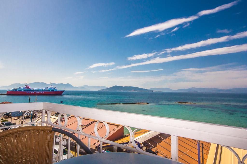מלון Aegina Plaza מראה חיצוני תמונה